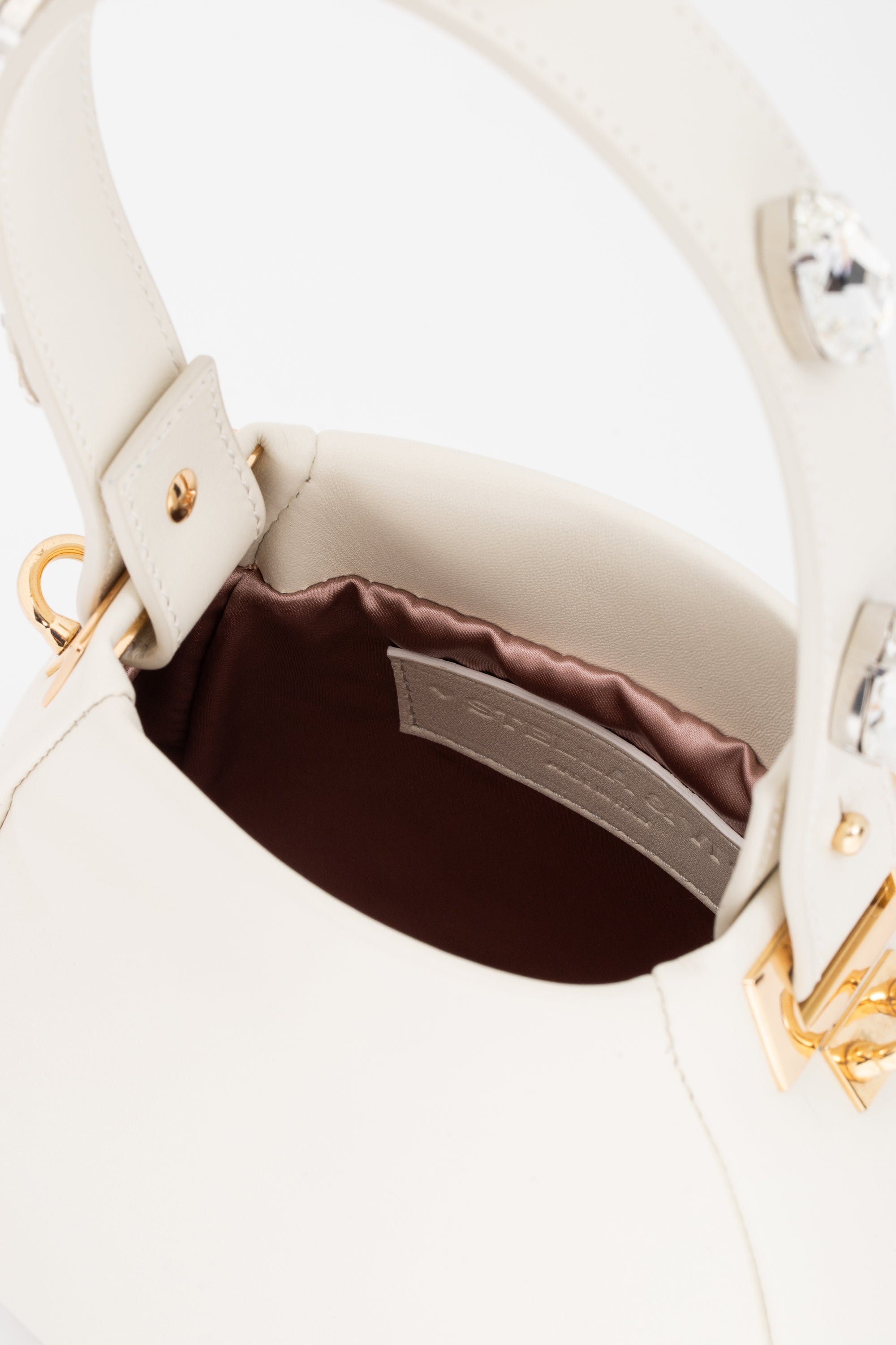 Borsa_donna-pelle-bianca-dettagli-interno-raso-Stella_Vi_E-shop