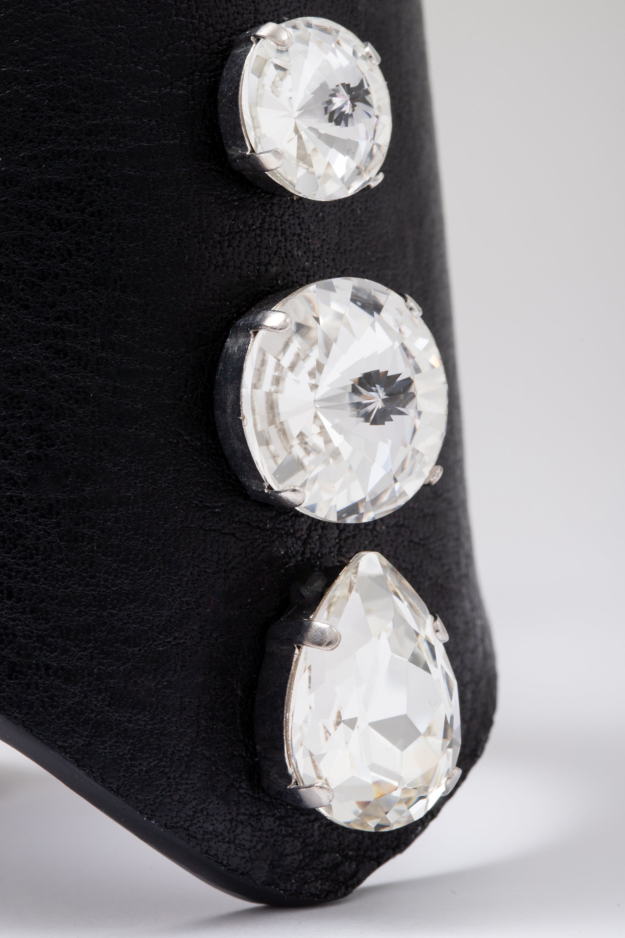 bracciale-pelle-cristalli-marie-trasparente-dettaglio-204_Stella_Vi_E-shop_2025_12_05_637