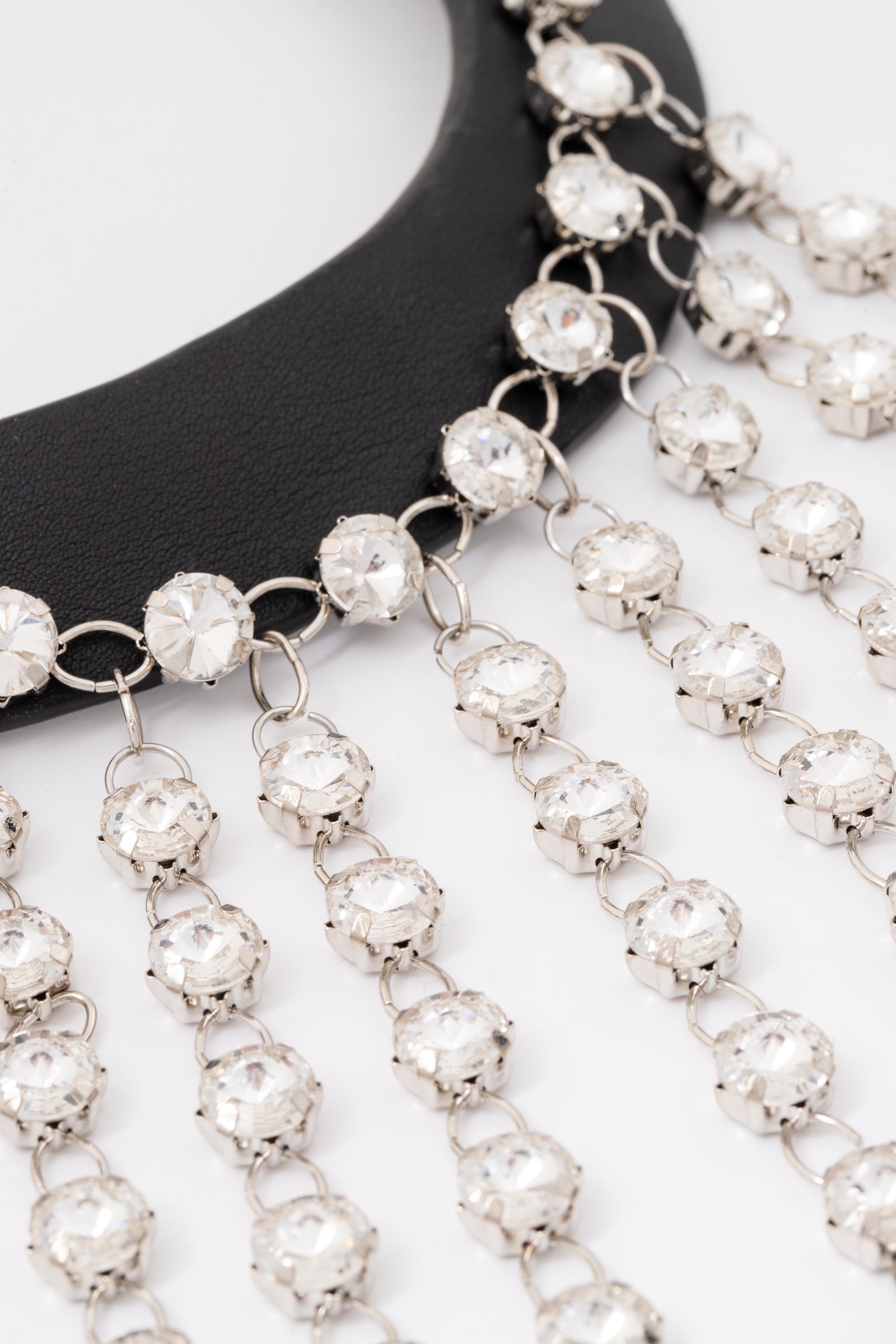 collana-cristalli-pelle-lato-Stella_Vi_E-shop