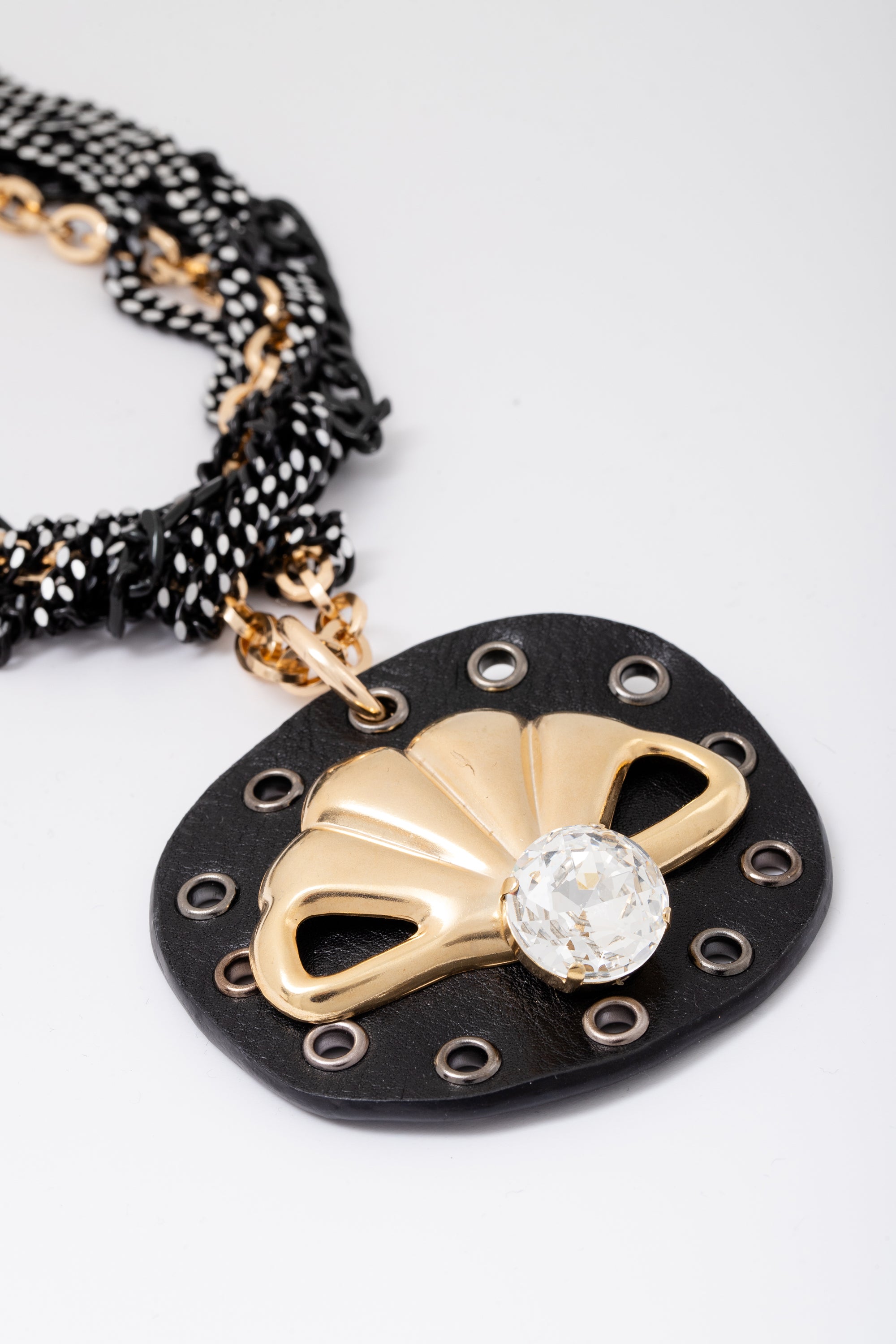 collier-donna-catene-in-metallo-pelle-cristallo-dettaglio-Stella_Vi_E-shop